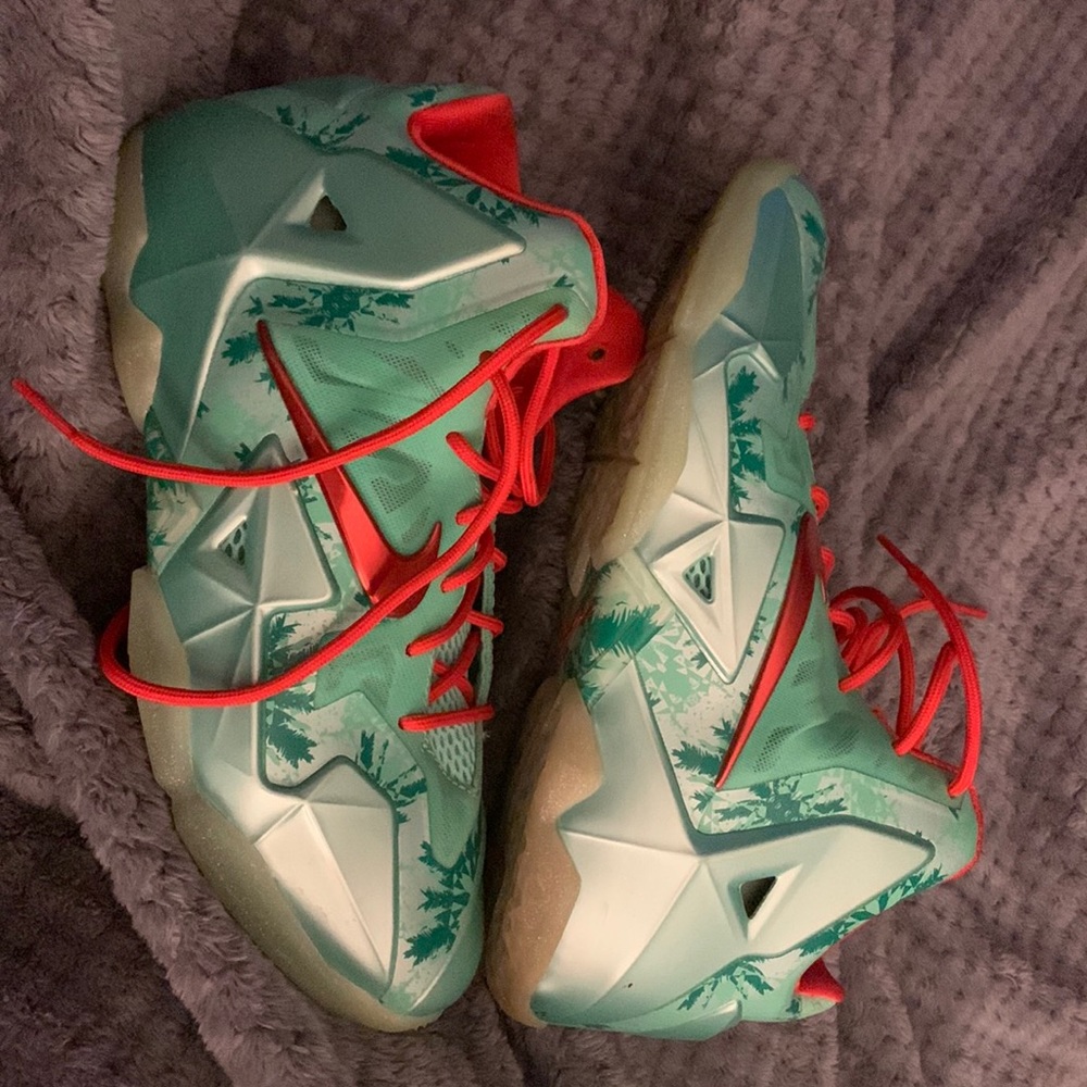 Lebron Christmas 7y